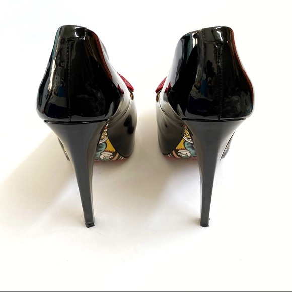 Taylor says black patent leather red sparkly heart pointed toe platform heels - Picture 6 of 11